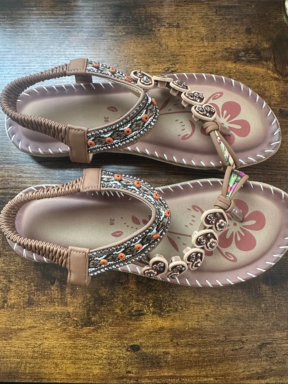 Beaded Floral Toe-Loop Sandals in Brown